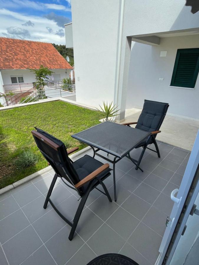 Villa Milena Sweet Apartment-With A Pool Traù Esterno foto