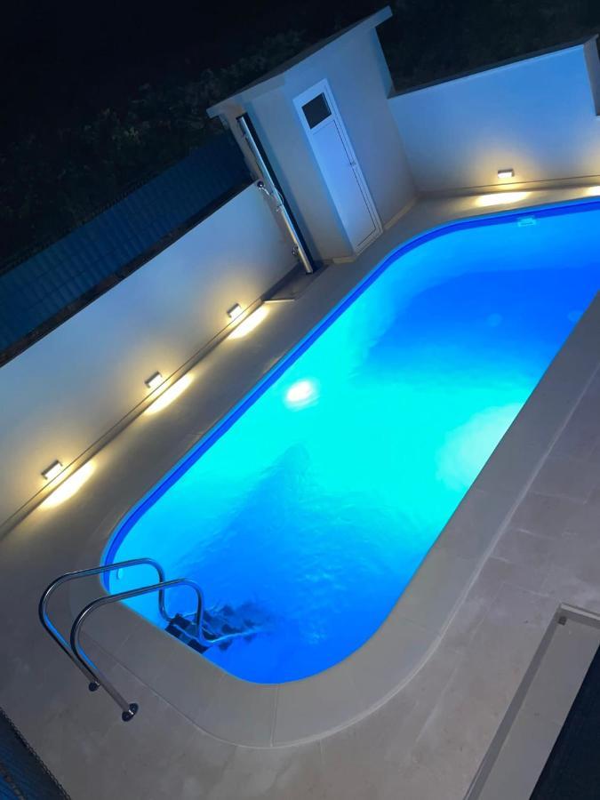 Villa Milena Sweet Apartment-With A Pool Traù Esterno foto